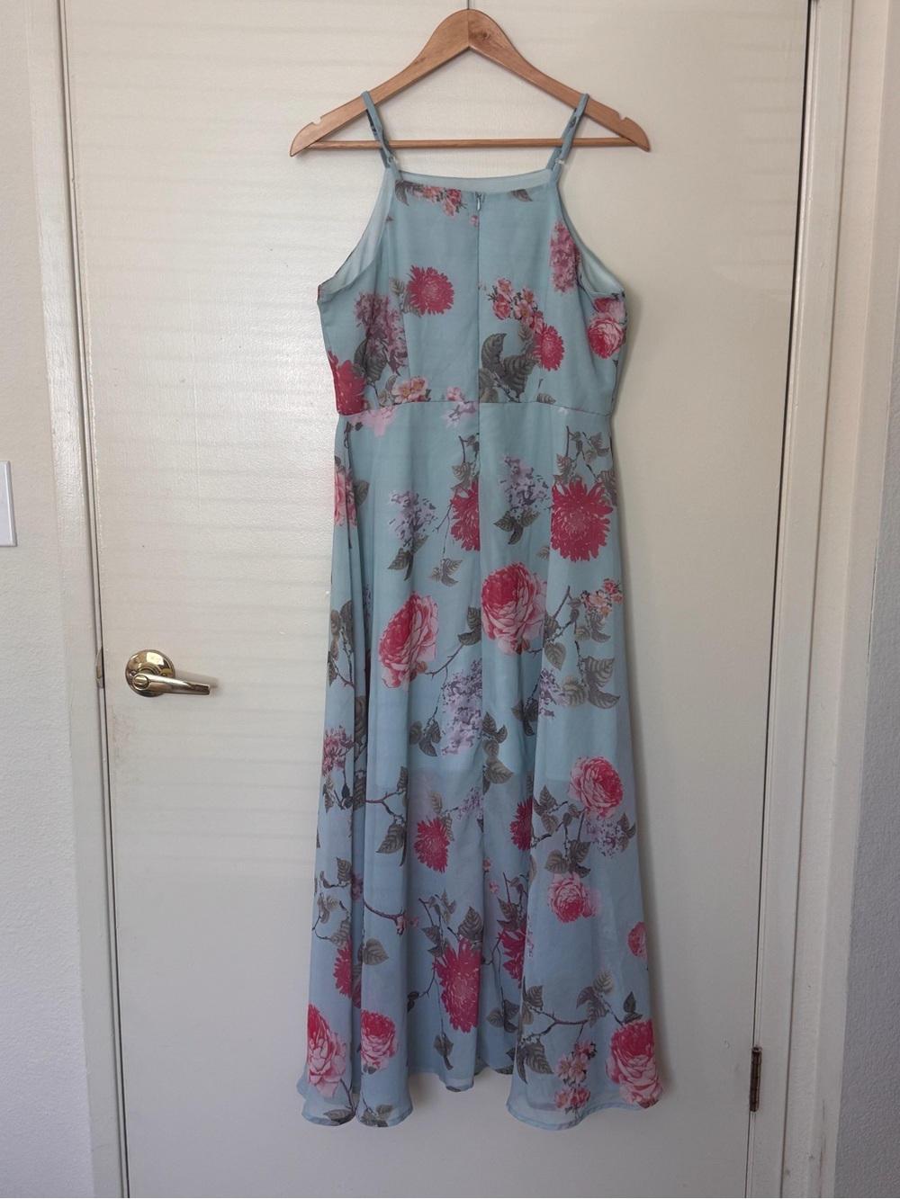 Light Blue Floral Spaghetti-Strap Maxi Dress